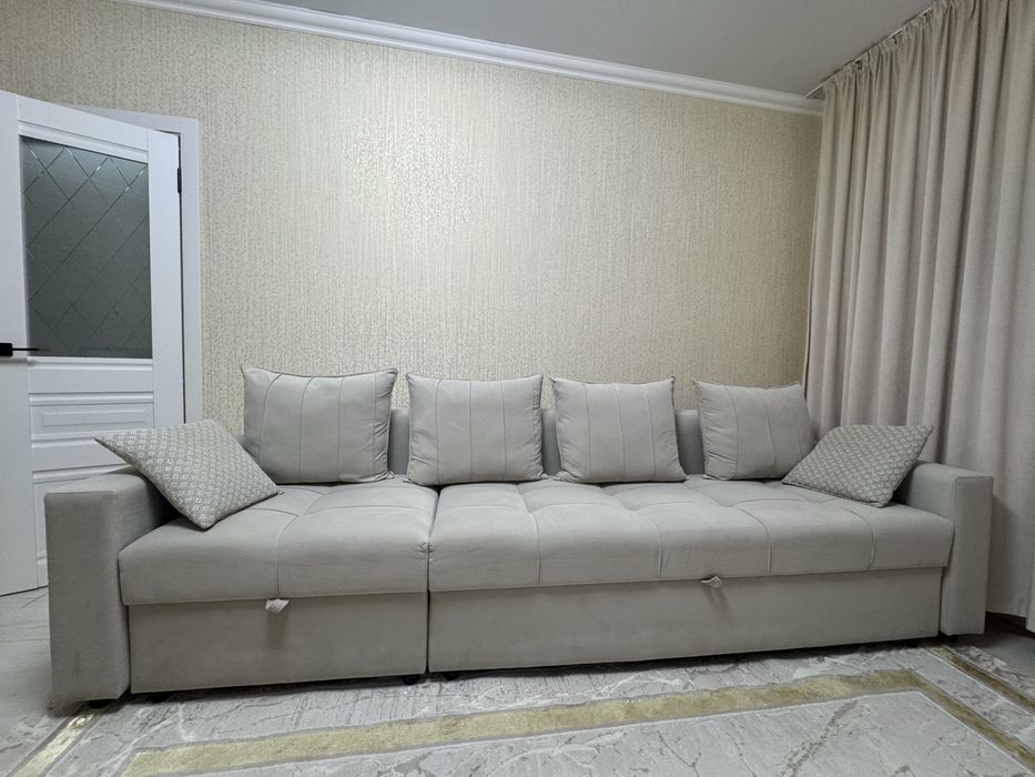 Продам удобный , просторный диван