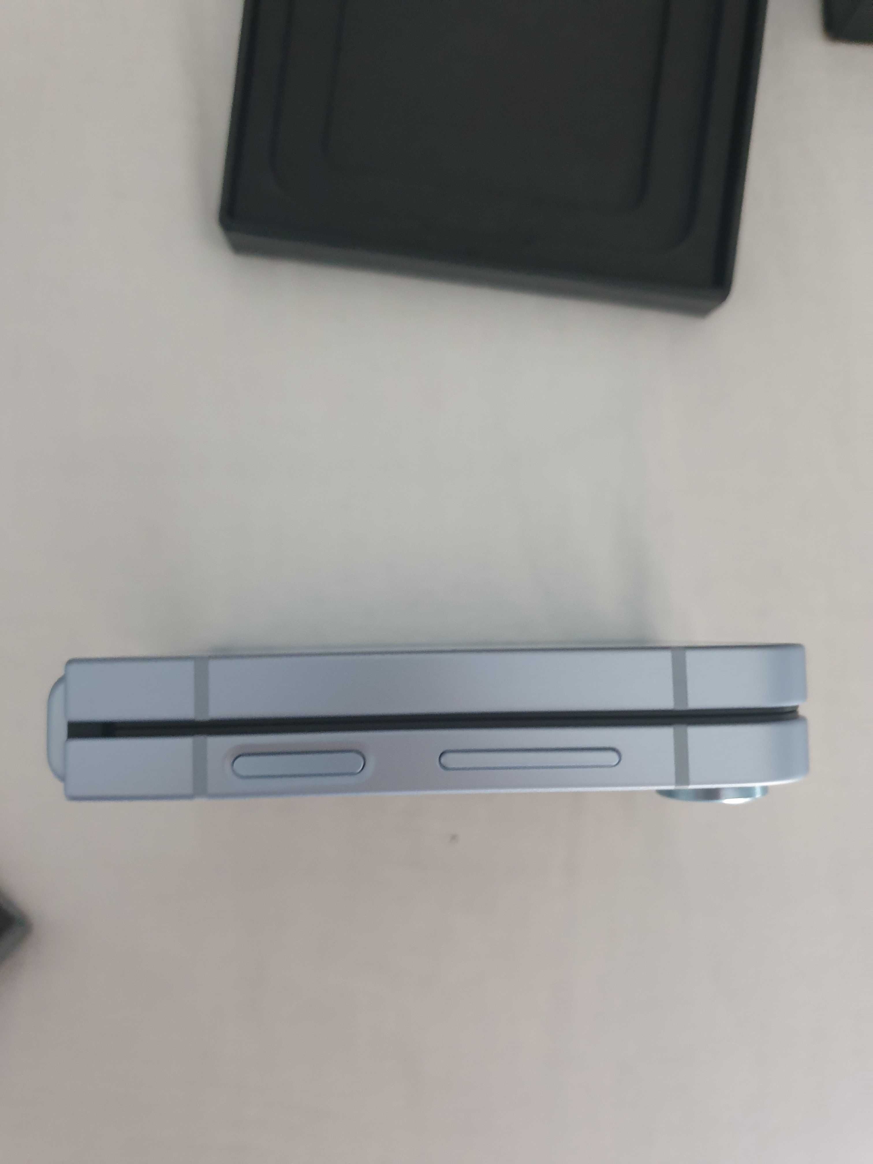 Samsung z flip 6 с гаранция