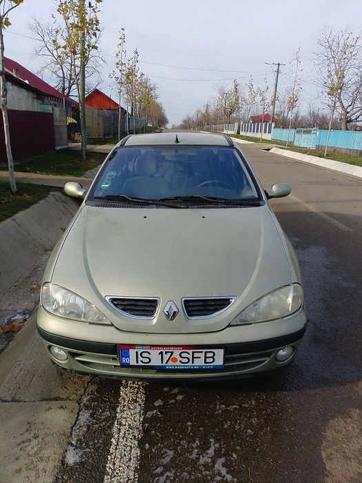 Renault Megane 1.6 Superb, multidotat, econom