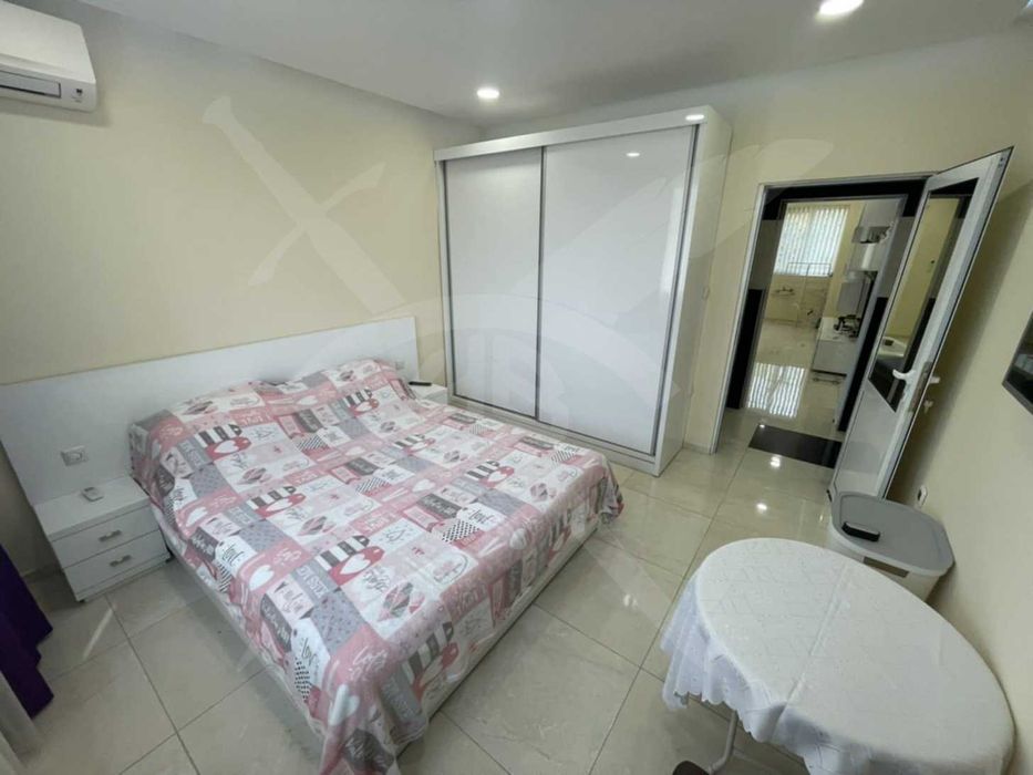 Продава се Двустаен апартамент в Варна, Младост 2 - 60 кв.м за 2584 €/кв.м - Снимка #3