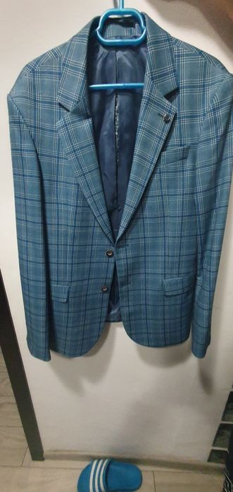 Vând sacou adolescent