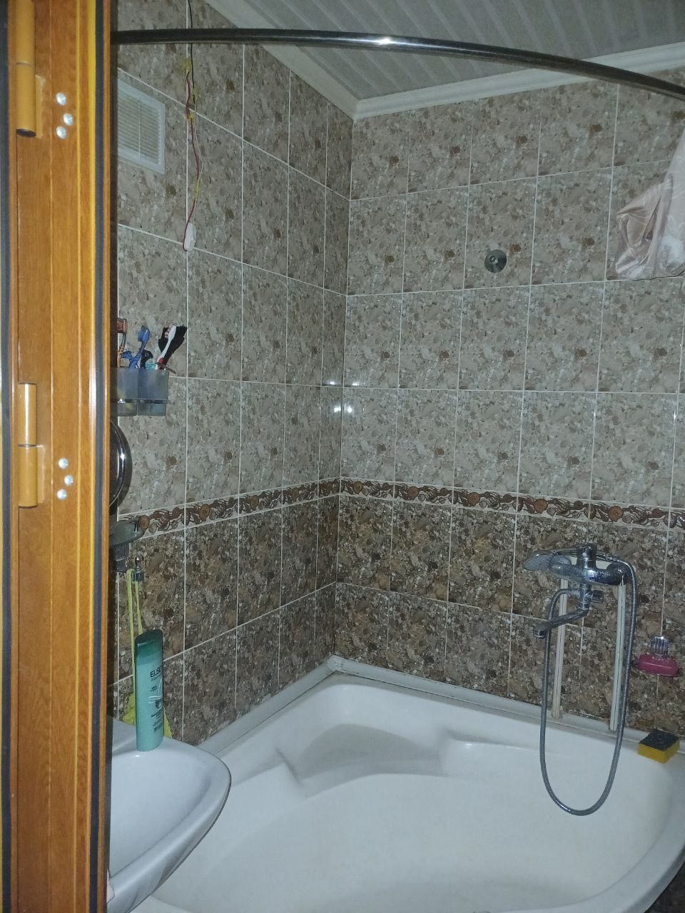 Срочно продаётся 3х комнатная квартира