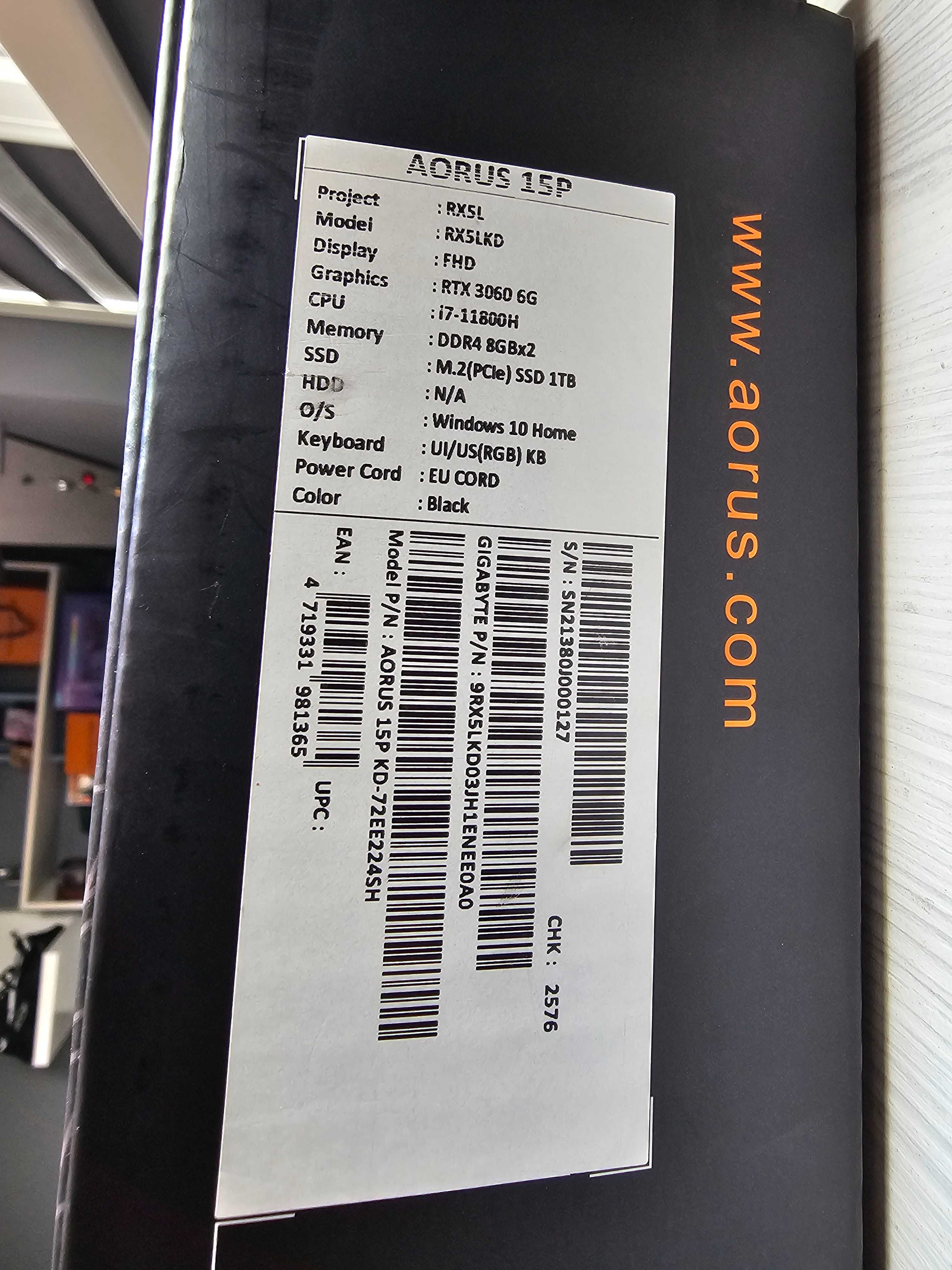 Gigabyte - AORUS 15P KD, 15.6" FHD 240Hz, i7 11800H, RTX 3060