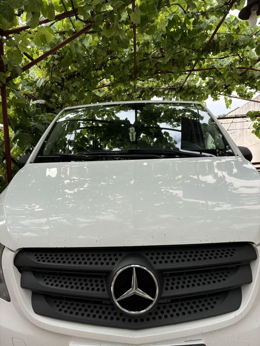 Grila Bara Fata Mercedes Vito Tourer W447 Originala (2015-2021)