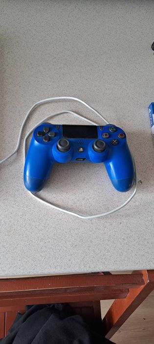 Playstation 4 slim 1 tb + игри!