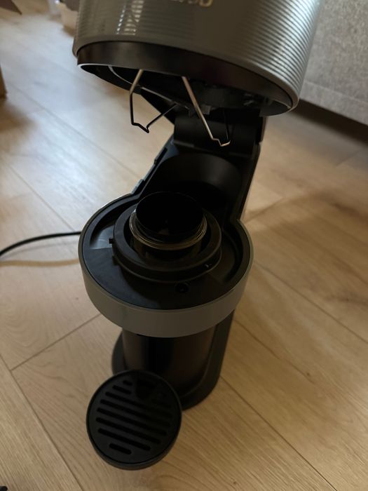 Aparat cafea Nespresso Vertuo
