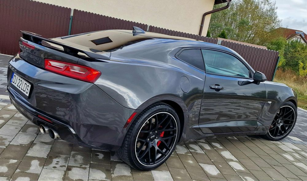 Chevrolet camaro SS 6.2i 77 de mii de km stare impecabila trage grav