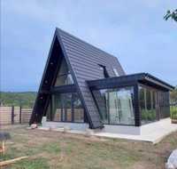 cabane A-Frame si case din structura de lemn