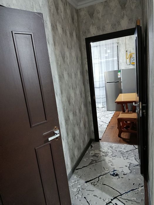 Продаю квартиру 8 худут Янги хает