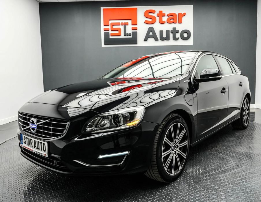 Volvo V60 Plug In - Posibilitate Rate Avans 0 - Garantie 12 Luni - IMPECABILA