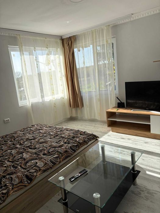 Продава се къща с.Макариополско