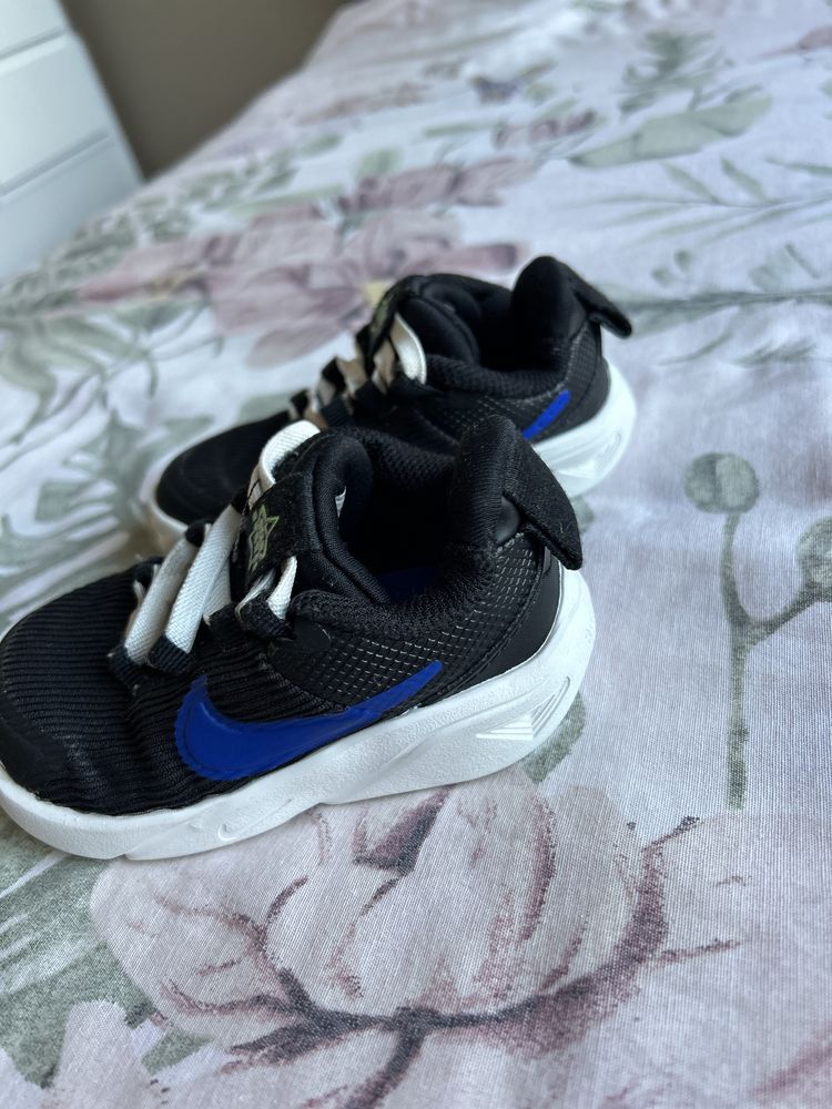 NIKE спортни обувки star runner - номер 22