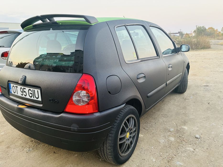 Renaul Clio-raptor