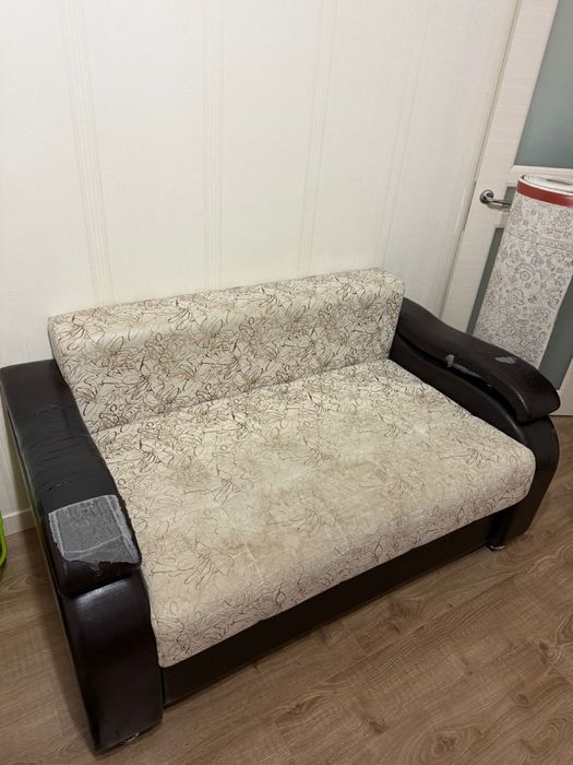 Продам диван, раскладывается