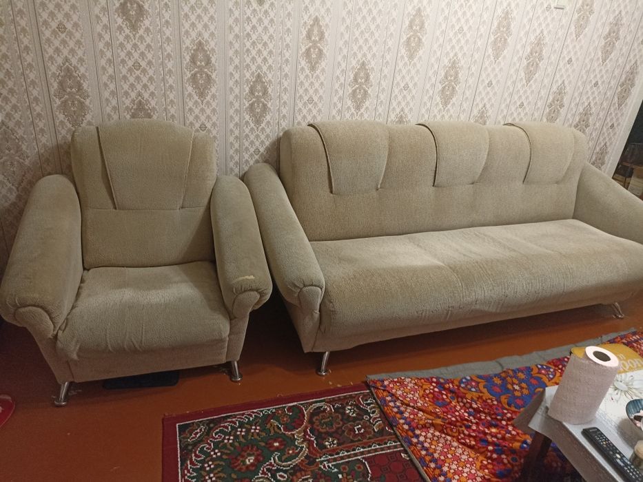 Диван книжка с креслом 45000