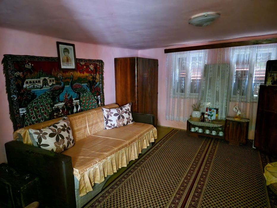 Casa de vânzare cu teren