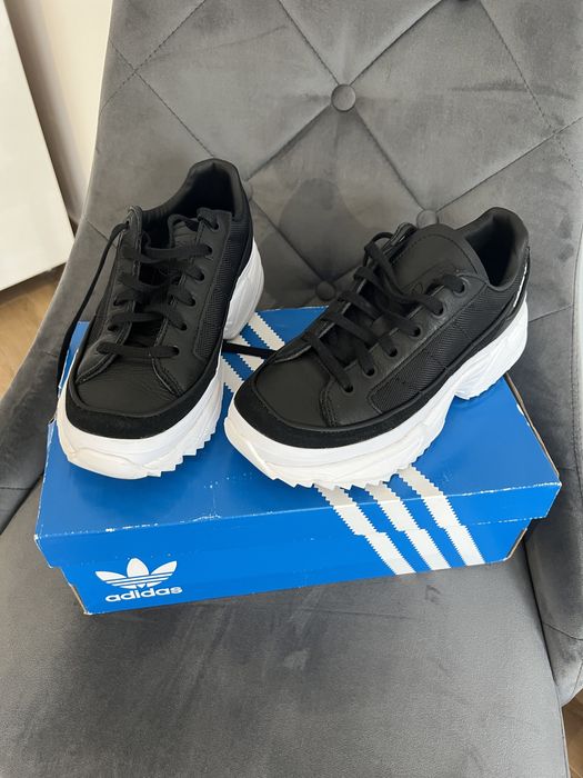 Adidasi adidas dama