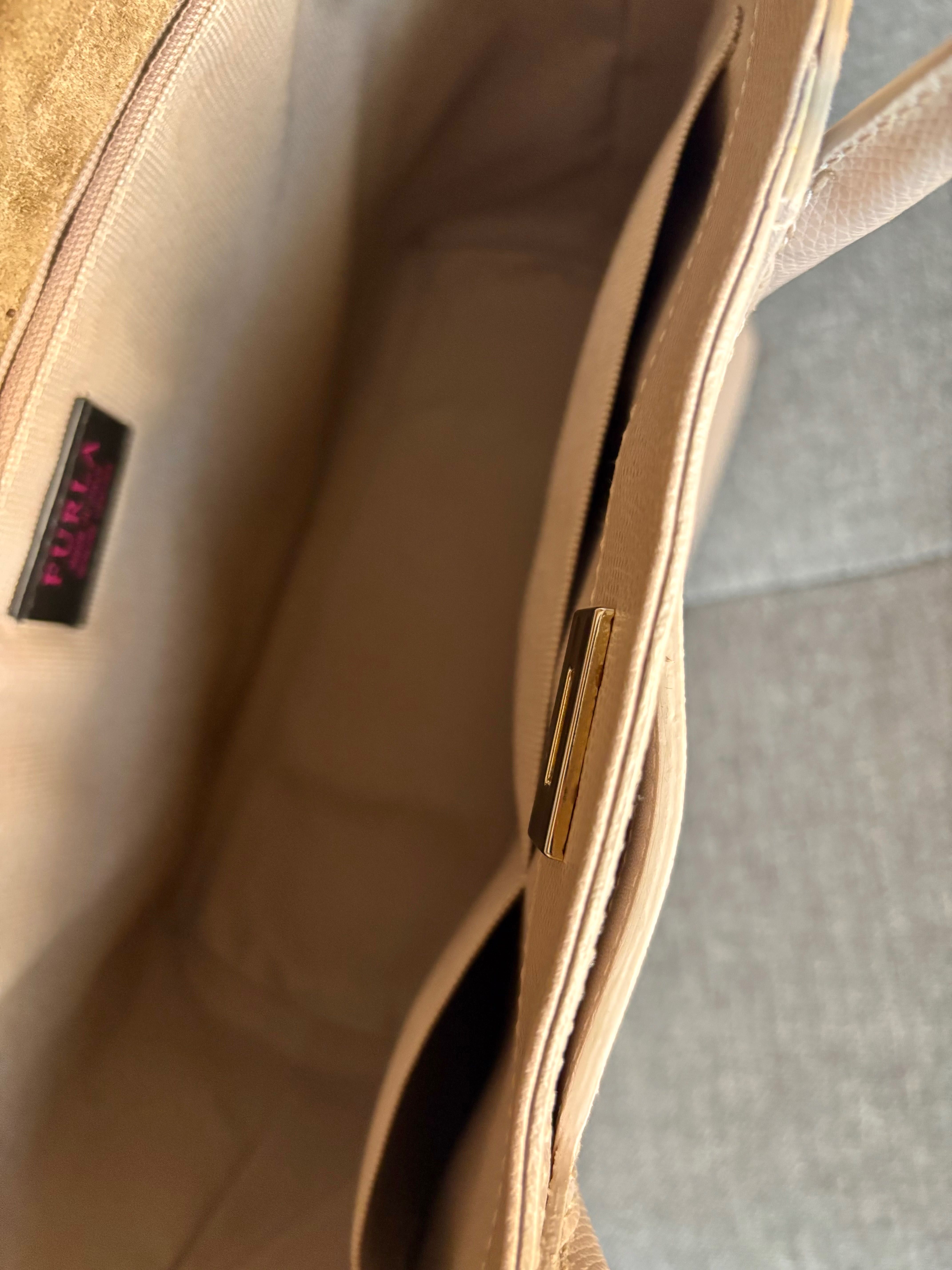 Чанта Furla, бежова, голяма, в отлично състояние