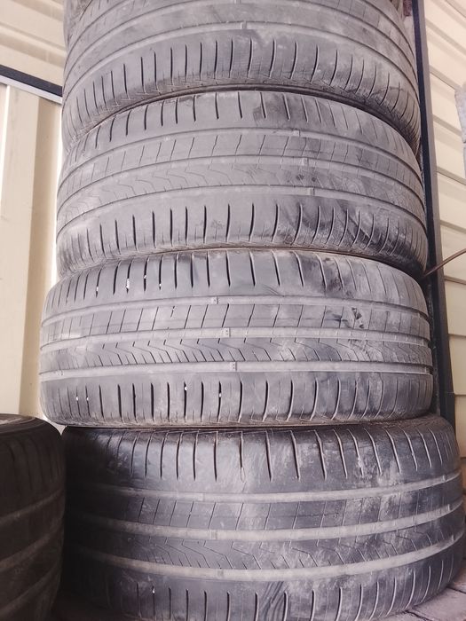Продам комплект летней резины R16