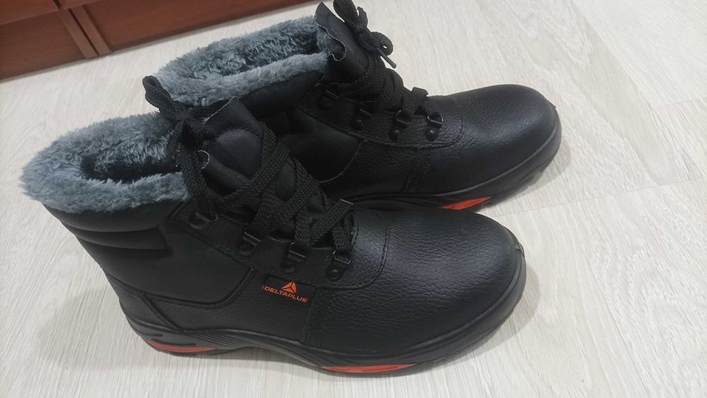 Спецботинка зимняя