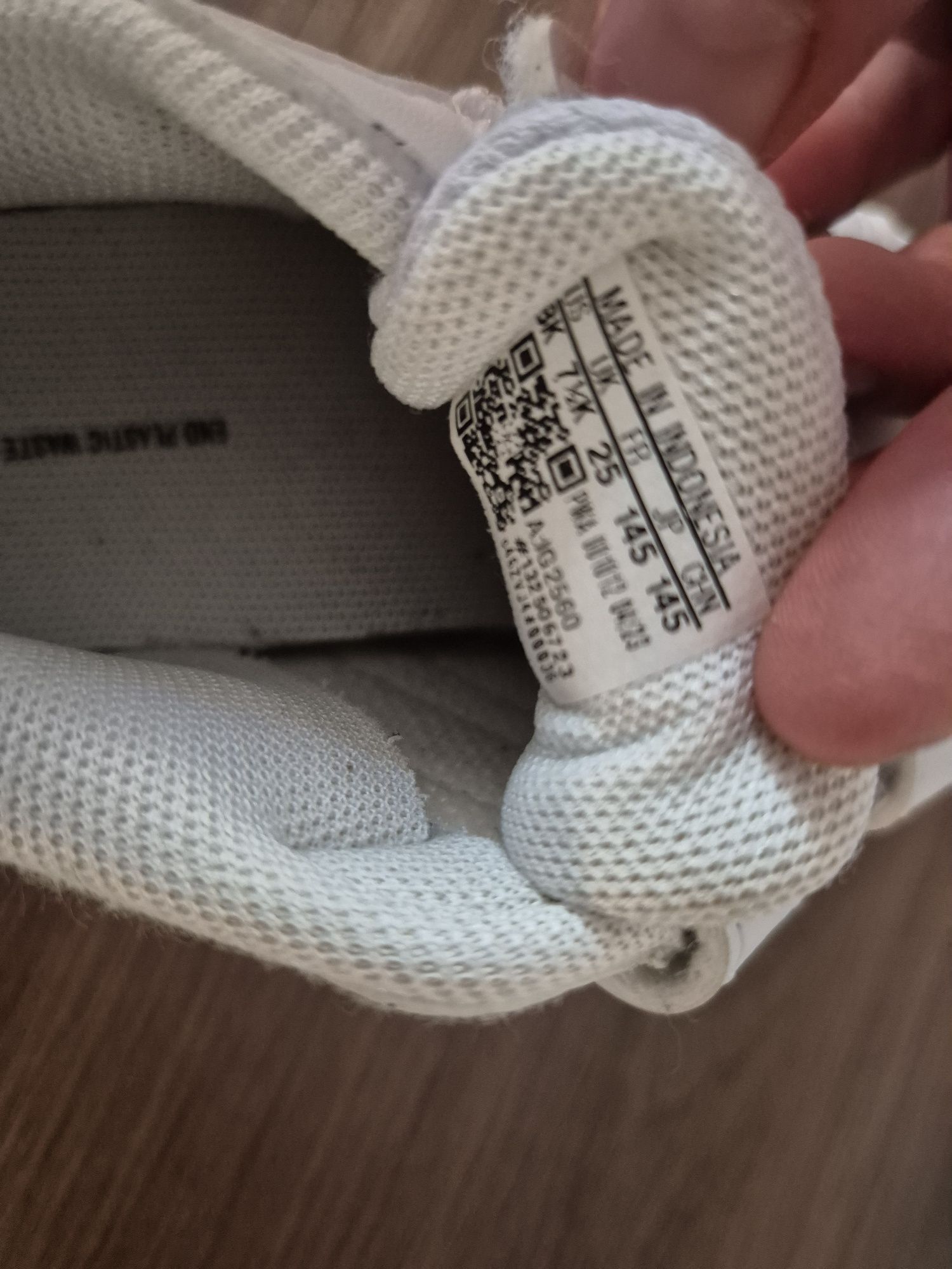 Маратонки adidas