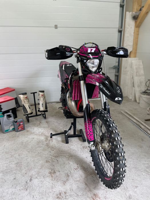 Beta X Trainer 300 2022