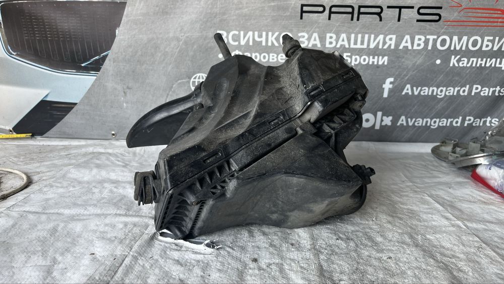 Audi A5 2007- филтърна кутия и дебитомер