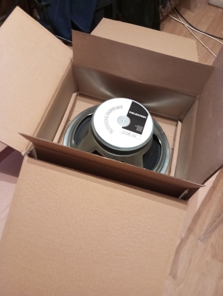 Difuzor ,,Celestion" 12 inch , 8 ohm , 150 w