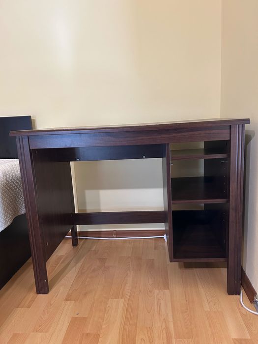 Birou Wenge cu spatiu de depozitare