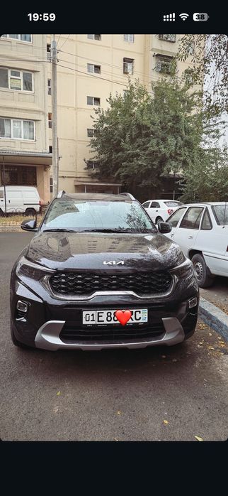 Продам машину Kia Sonet