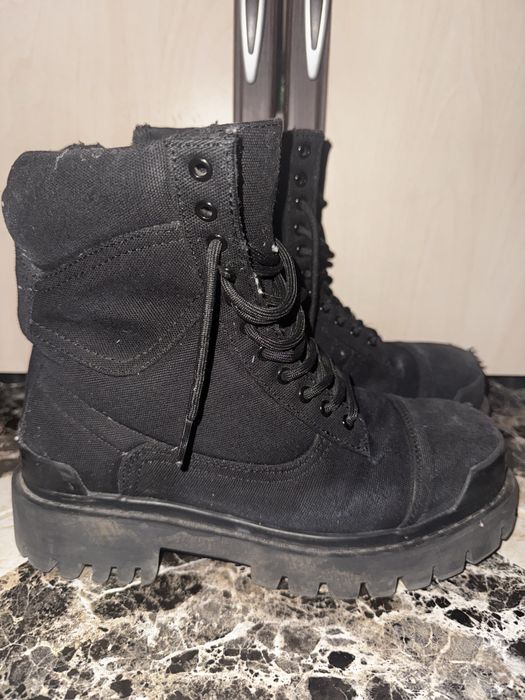 Balenciaga strike boots