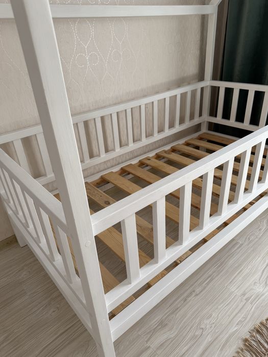 Детская кровать ДОМИК