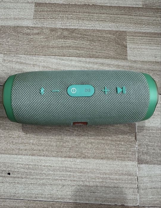 Vand Boxa JBL Charge 3