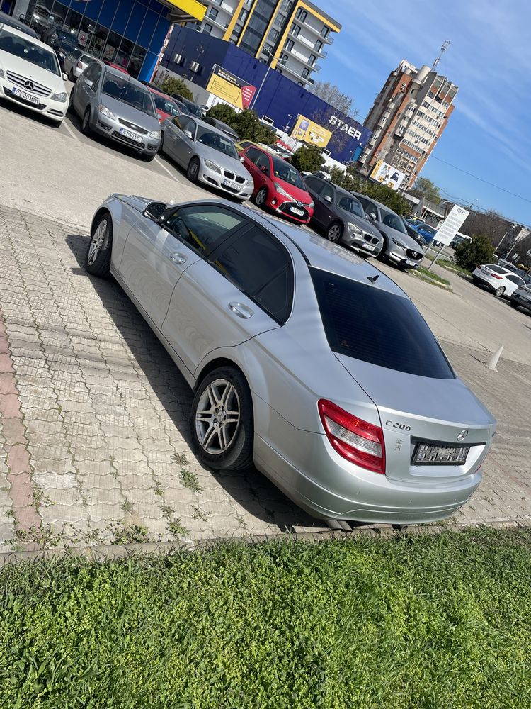 Vand Mercedes C200