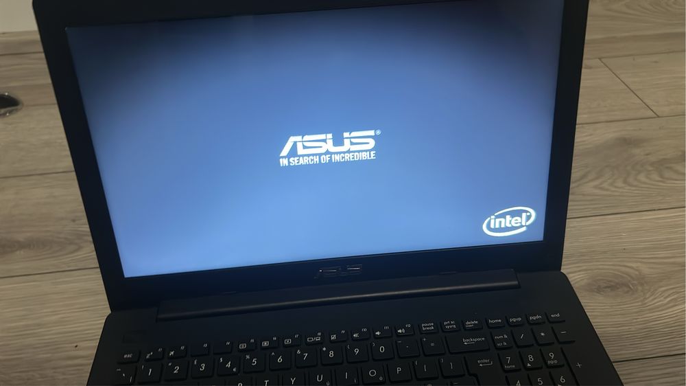 Vand leapto asus