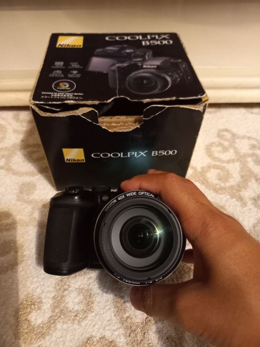 Продаже фотоаппарат (NIKON COOLPIX B500)