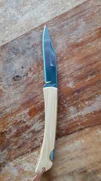 сгъваем нож от неръждаема стомана с бамбук дръжка, подходящ за къмпинг