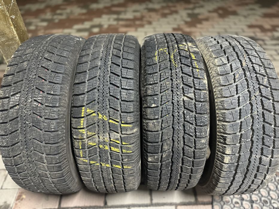 Продам шины зима липучка