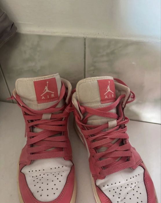 Jordan pink high
