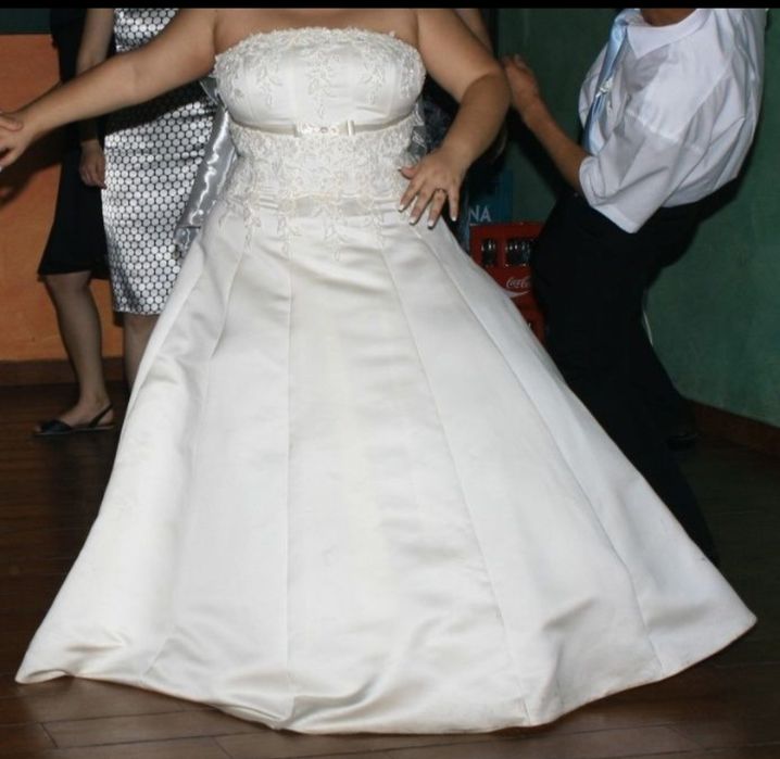 Rochie mireasa și accesorii