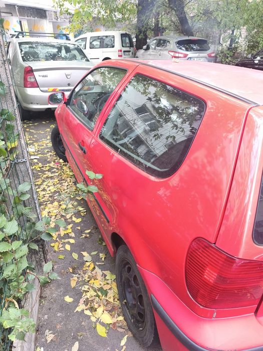 Volkswagen Polo 1.0 (anul 2000)
