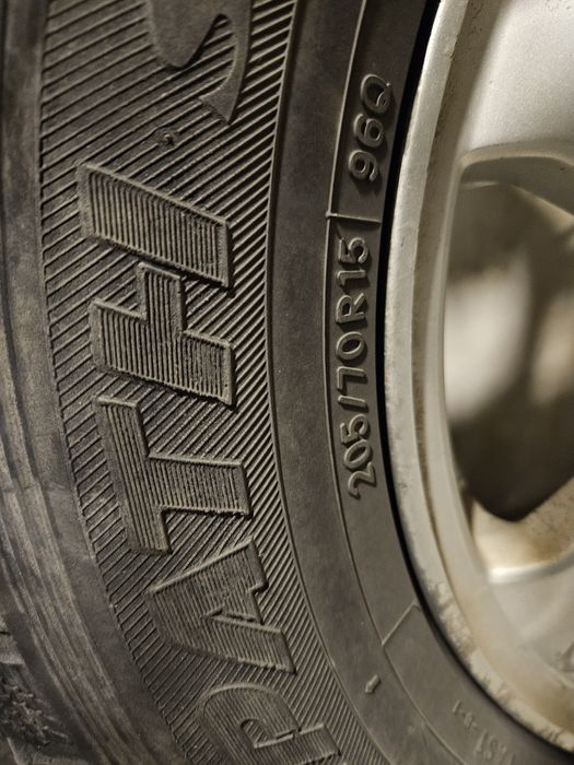 Оригинален комплект лети джанти със зимни гуми за Хонда crv 15 цола