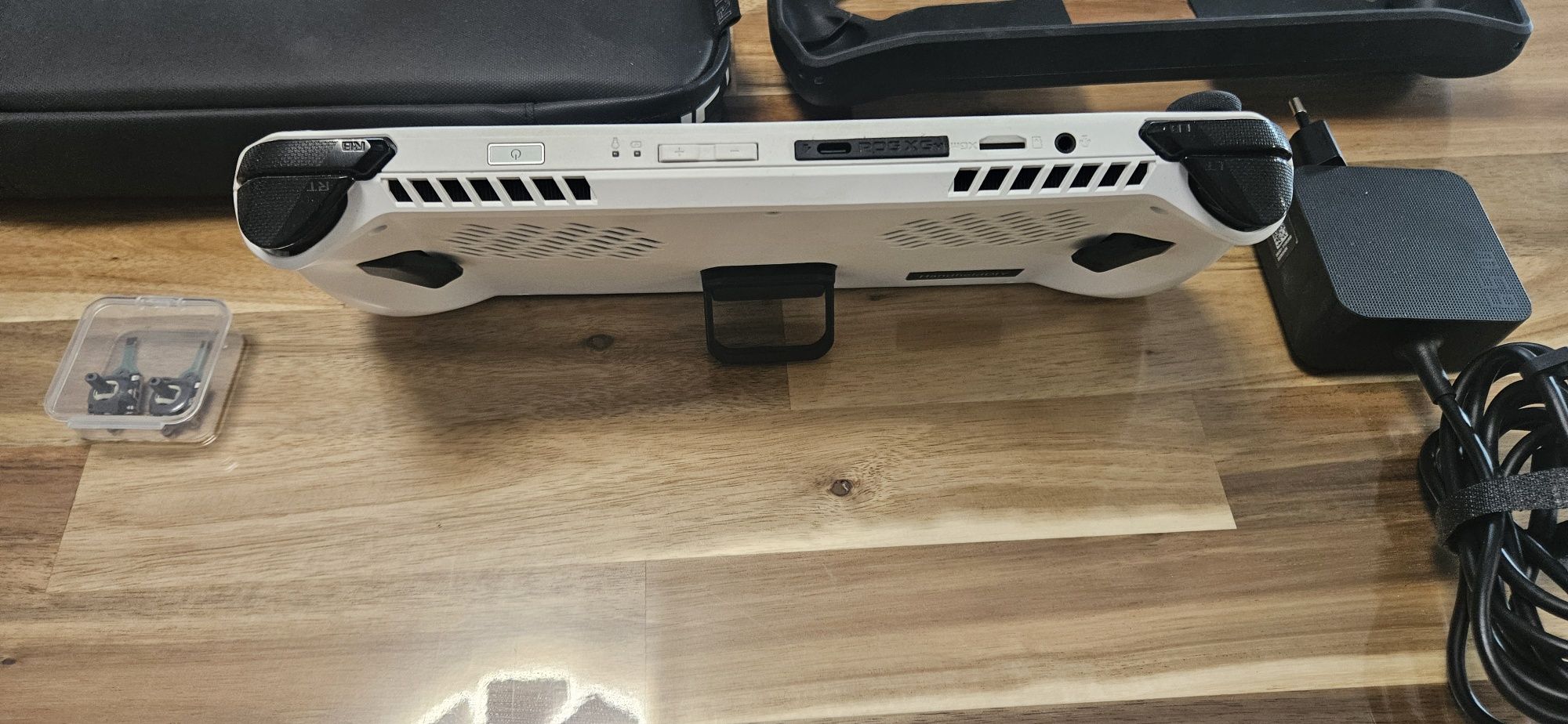 Asus ROG ALLY 1TB ssd, HandheldDYI backplate+ hall effect sticks