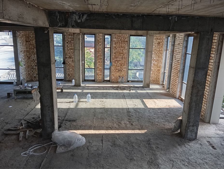 Минор отдельно стоящие здание 4 уровня и терасса