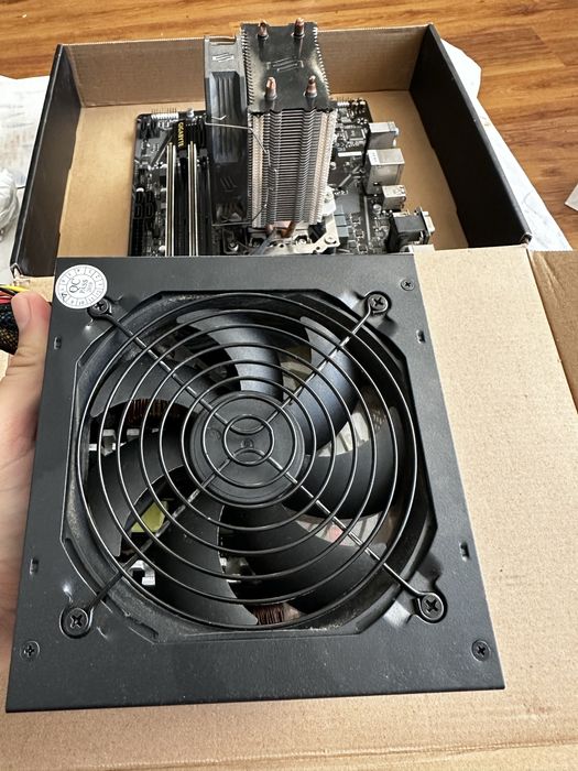 Kit i5 10600k complet placa de baza, cooler ram, sursa