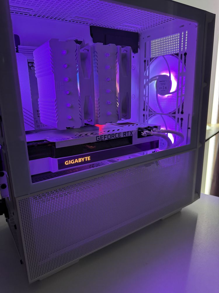 PC Gaming RGB White Ryzen 7 7800X3D RTX 3080 32GB DDR5 6000mhz CL30