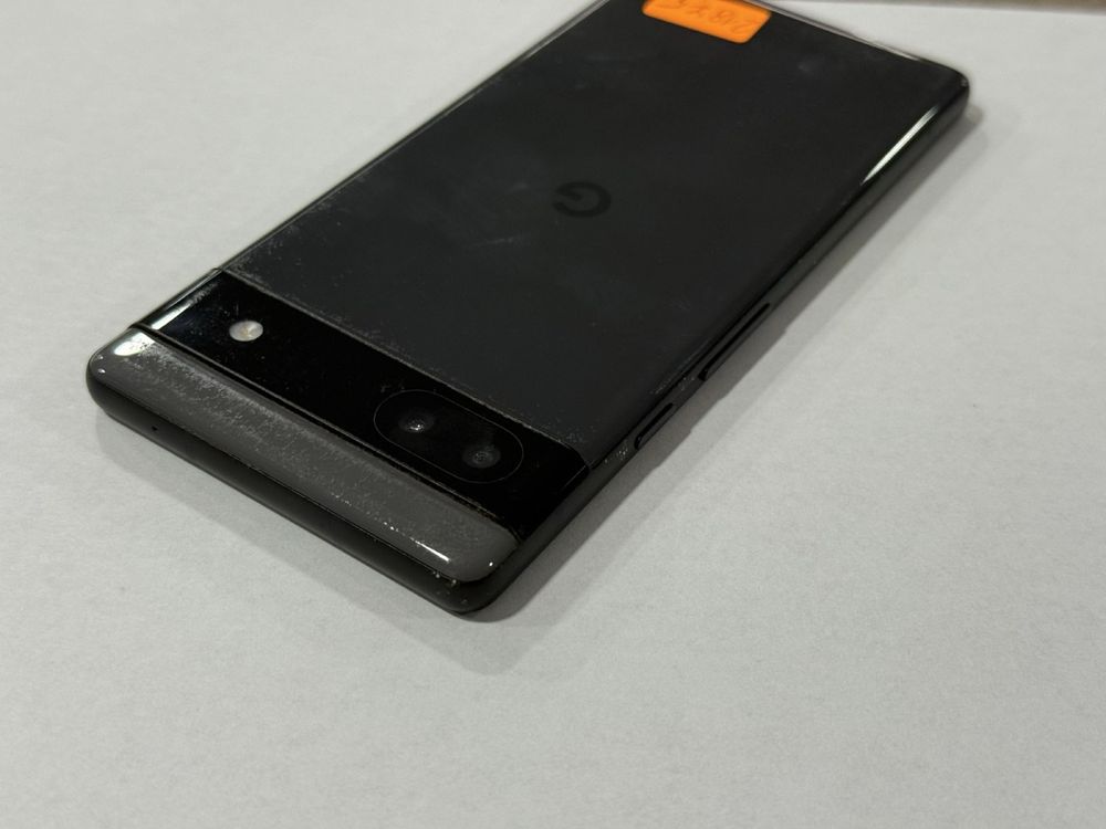 Продавам Pixel 6A 128gb