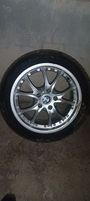 17на БМВ срочно зимня ризина