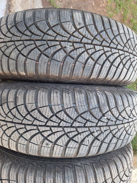 4 бр нови зимни гуми Goodyear ultragrip 9+ 175 65 14
