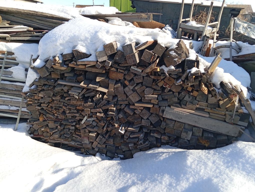 Дрова на топку дома